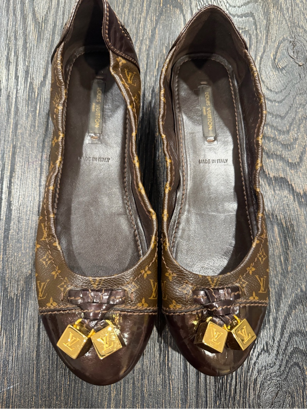 LOUIS VUITTON Lovely Monogram Canvas Ballet Flats 38 Brown Gold LV Cube Shoes